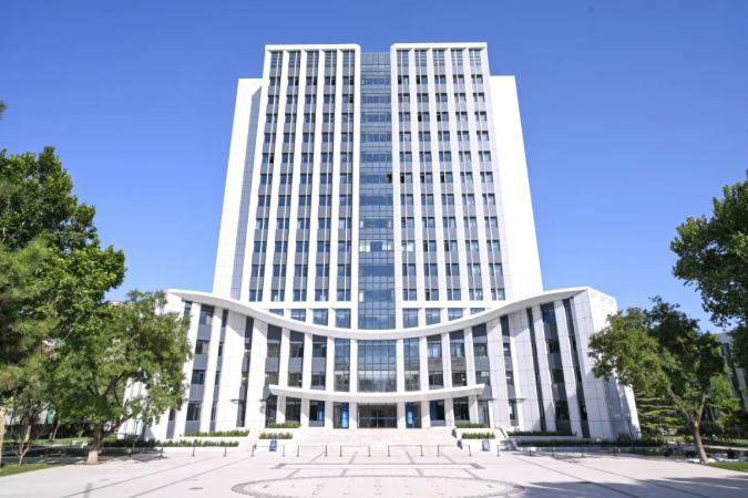 BUPT1955's tweet photo. 🎉 Exciting news! #BUPT has won 32 awards in 7 categories at the 2025 Beijing Higher Education Teaching Awards, including high-quality courses and innovative teaching cases. We're committed to advancing education through curriculum innovation and AI integration. Let's celebrate our achievements! 📚🌟 #BUPTAchievements #EducationExcellence