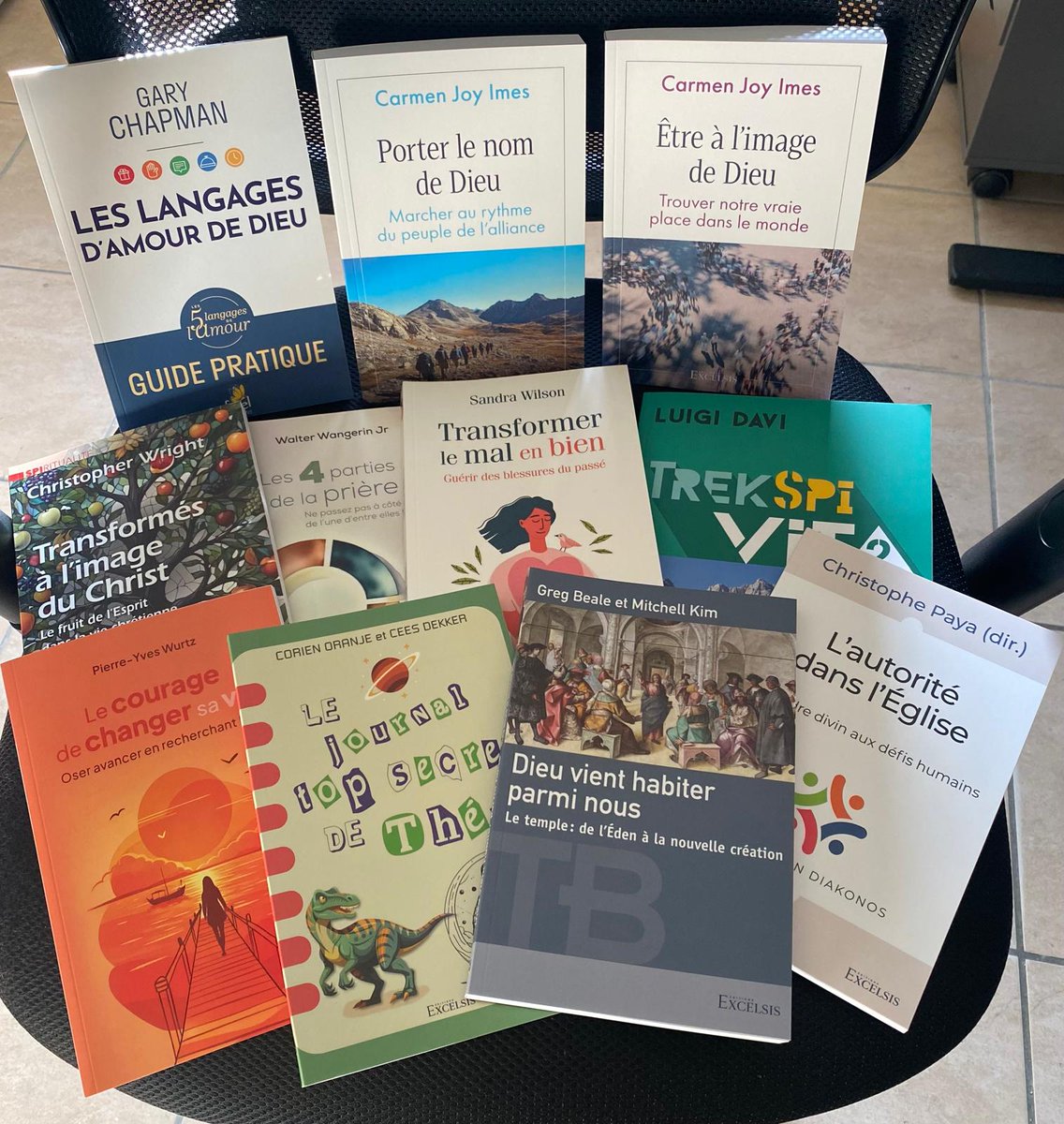 EditionsFarel's tweet photo. 🥳Vous les attendiez ? Nos nouveautés sont arrivées 🥳
Rendez vous ici pour les commander : https://t.co/04hTrRQy5H https://t.co/JYTt5b5wQC