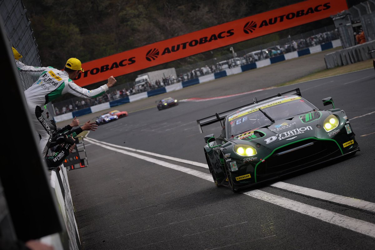 AMR_Official's tweet image. A fantastic weekend for Vantage included a magnificent class pole and win for D’station Racing’s Tomonobu Fujii &amp;amp; Charlie Fagg at Okayama… (ctd).

#AstonMartin #Vantage #SuperGT