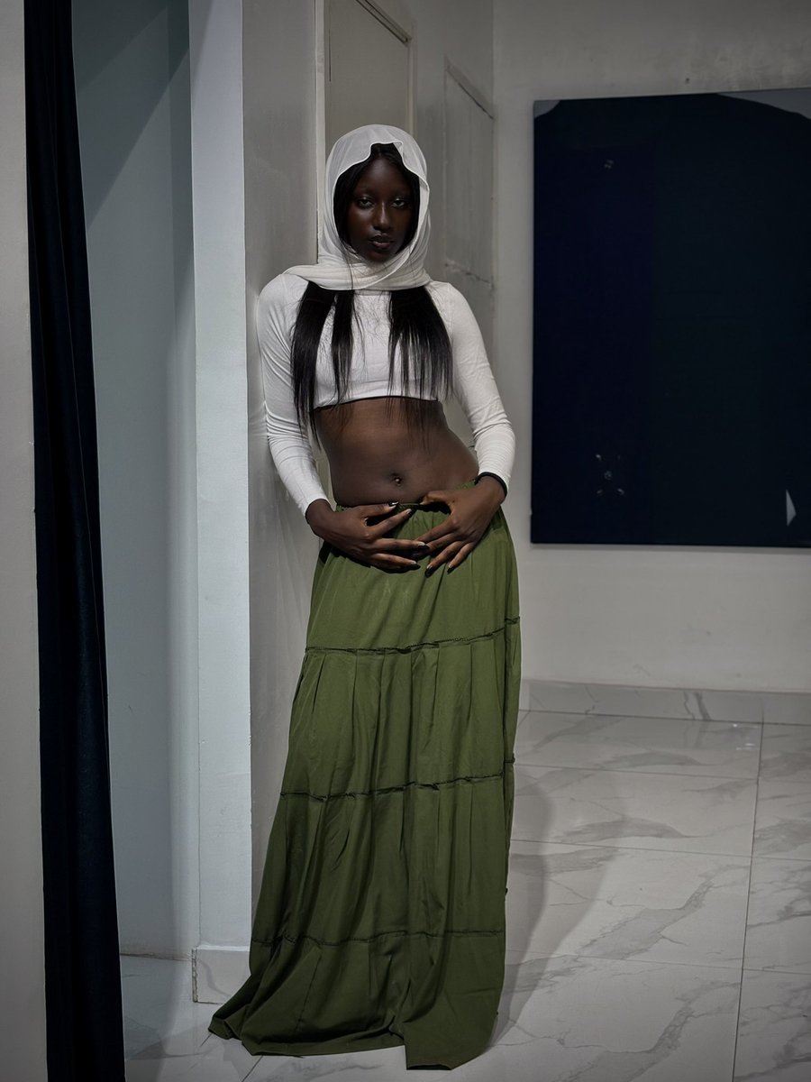 Claire 💙 tweet media