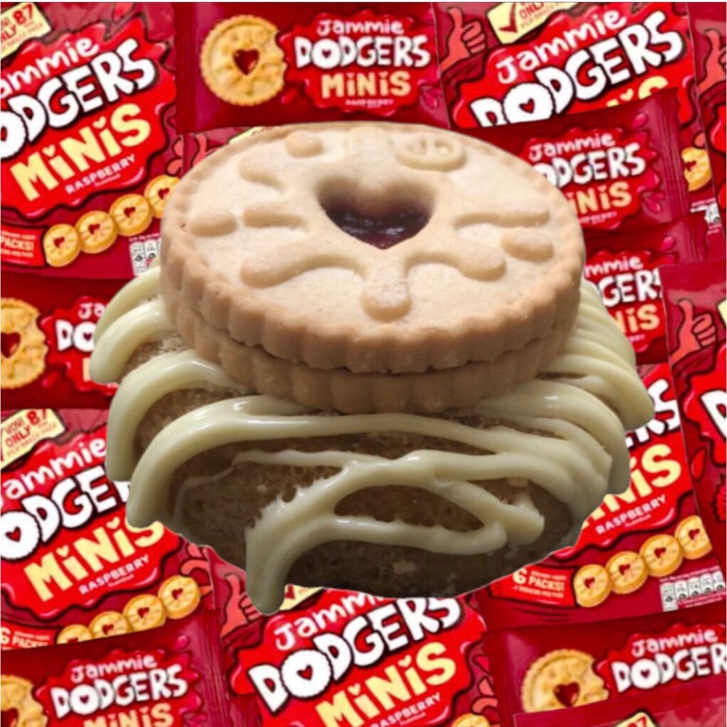 alwaystimefora's tweet photo. Jammie Dodger blondnuts. A blondnut is a blondie in the shape of a doughnut. DM to order. #jammiedodgers #raspberryjam #blondnuts #blondies #baking https://t.co/mjjNseSSJA