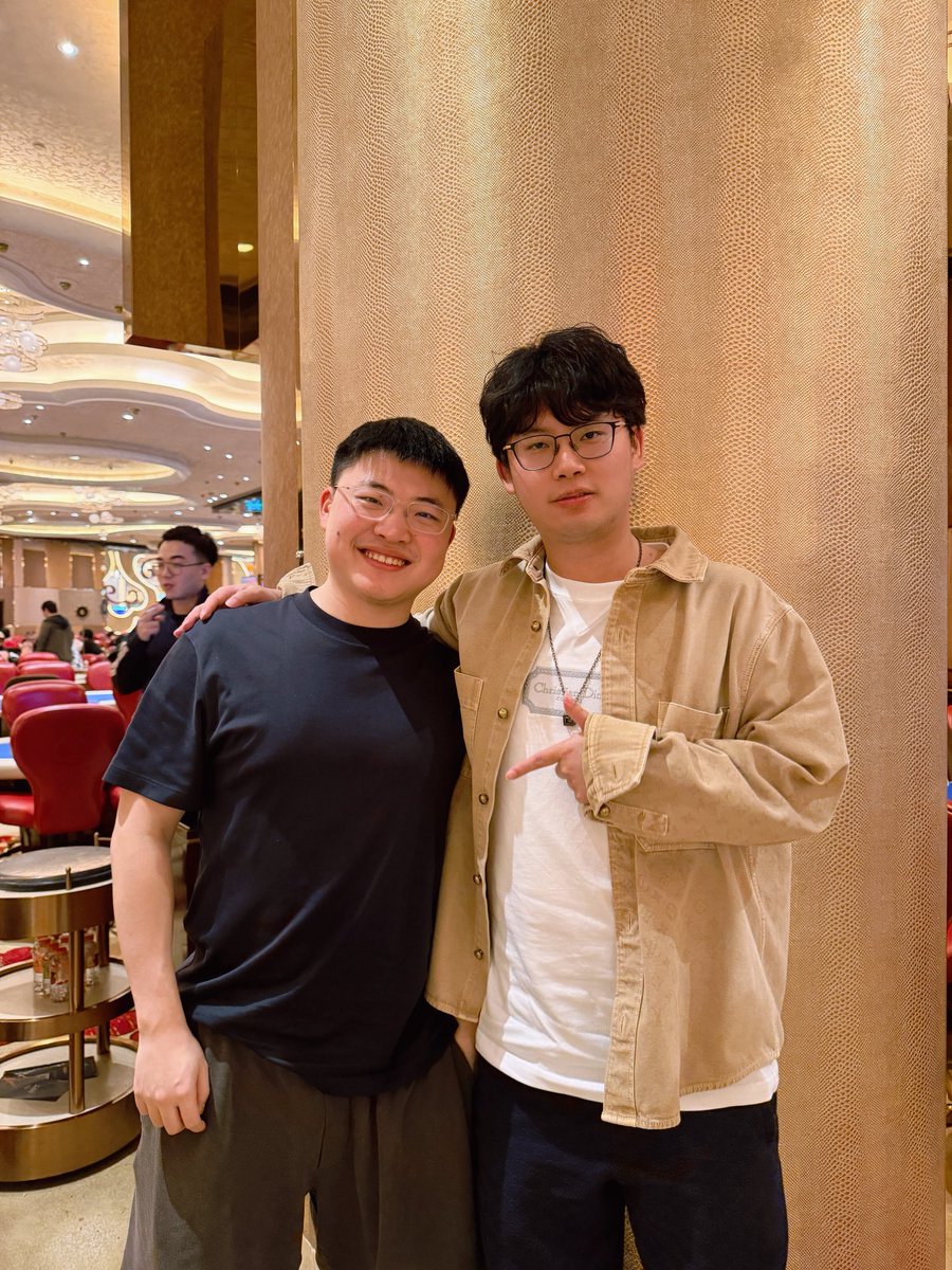 余人sama tweet media