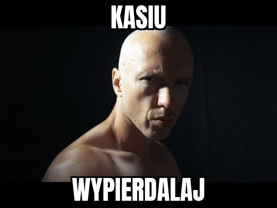 Naganiaczka z OtoFomo Katarzyna Kuniewicz na konferencji antypolskich deweloperów w Krakowie (gdzie jest obecnie 70 TYSIĘCY PUSTOSTANÓW❗️) stwierdziła, że "Należy przekonać ludzi do lokowania swoich oszczędności w mieszkaniach". Chore babsko 🫠