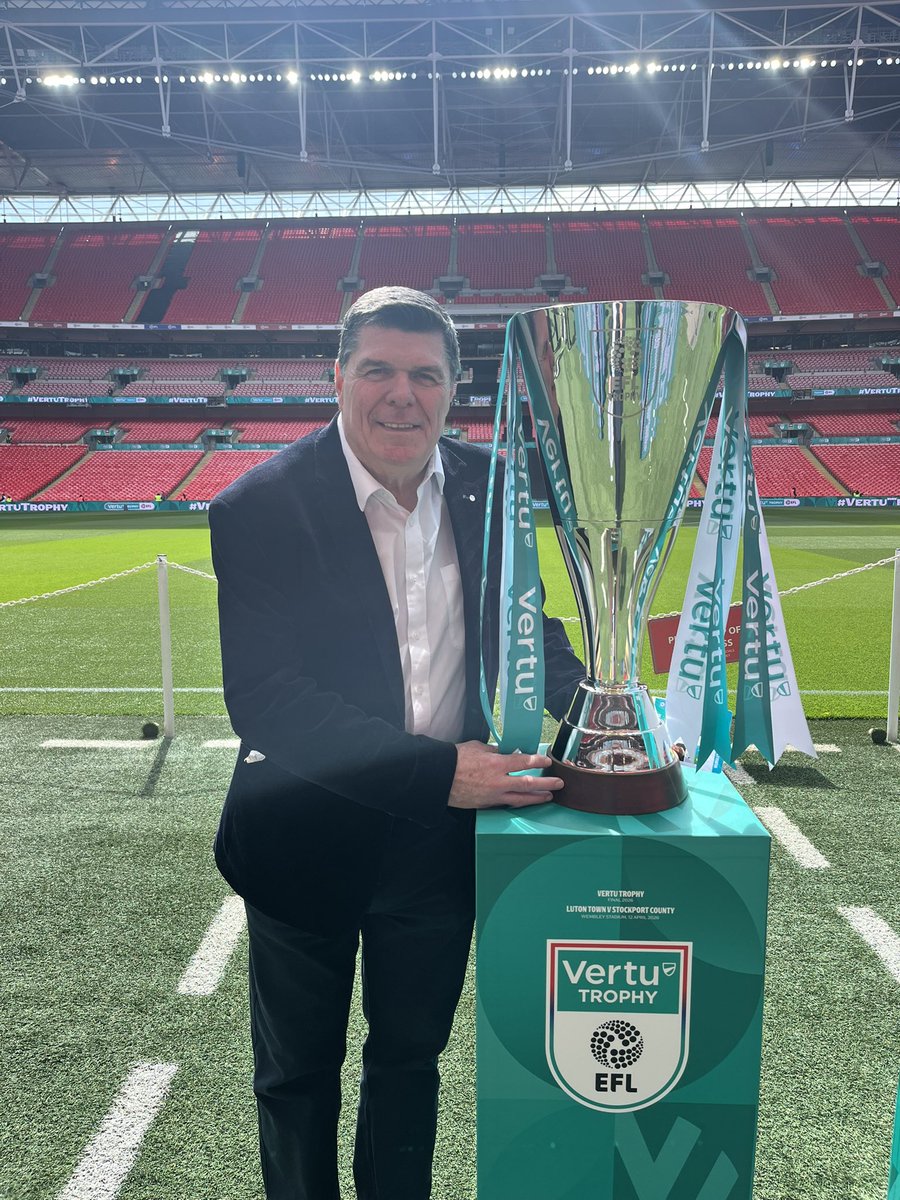 mickquinn1089's tweet image. A fantastic day at the #Vertu Cup Final 
Well Done @LutonTown and hopefully @StockportCounty can bounce back in the play-offs 
And a big Thank You to the @EFL