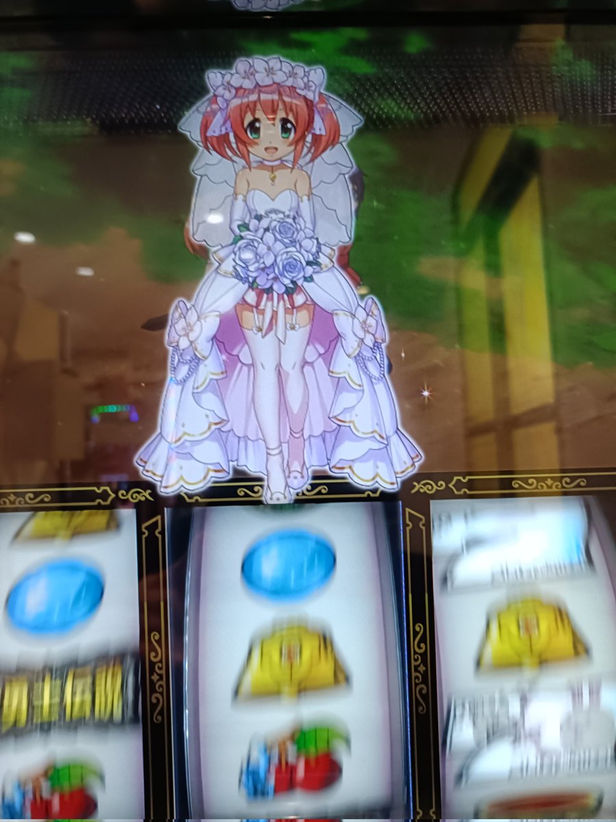 missing_die's tweet photo. 久スロのひさシスクエ
ウェディングドレスは初見🙄
からのボインレーは強すぎる… https://t.co/H7Rlz9lVVY