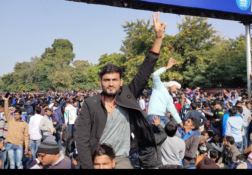 JATbera1's tweet photo. ना झुकना सीखा, ना रुकना सीखा,
जाट ने बस आगे बढ़ना सीखा 🚜
मेहनत जिसकी पहचान है,
वही असली हिंदुस्तान है 🇮🇳
अंतरराष्ट्रीय जाट दिवस की शुभकामनाएं 🙏
International Jaat Day
#JatDiwas #ProudJat #DesiSwag https://t.co/3QUDZavy2y