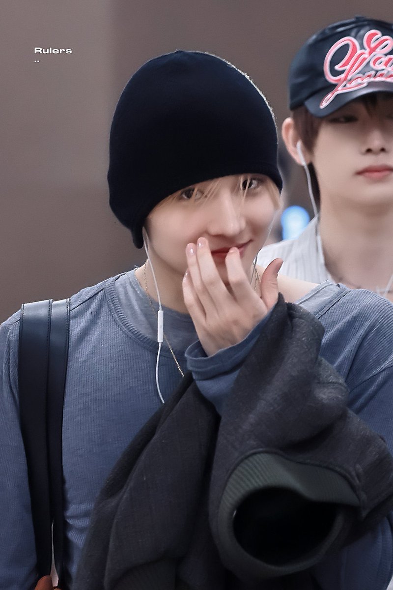 𝒽𝓈 ♥︎ tweet media