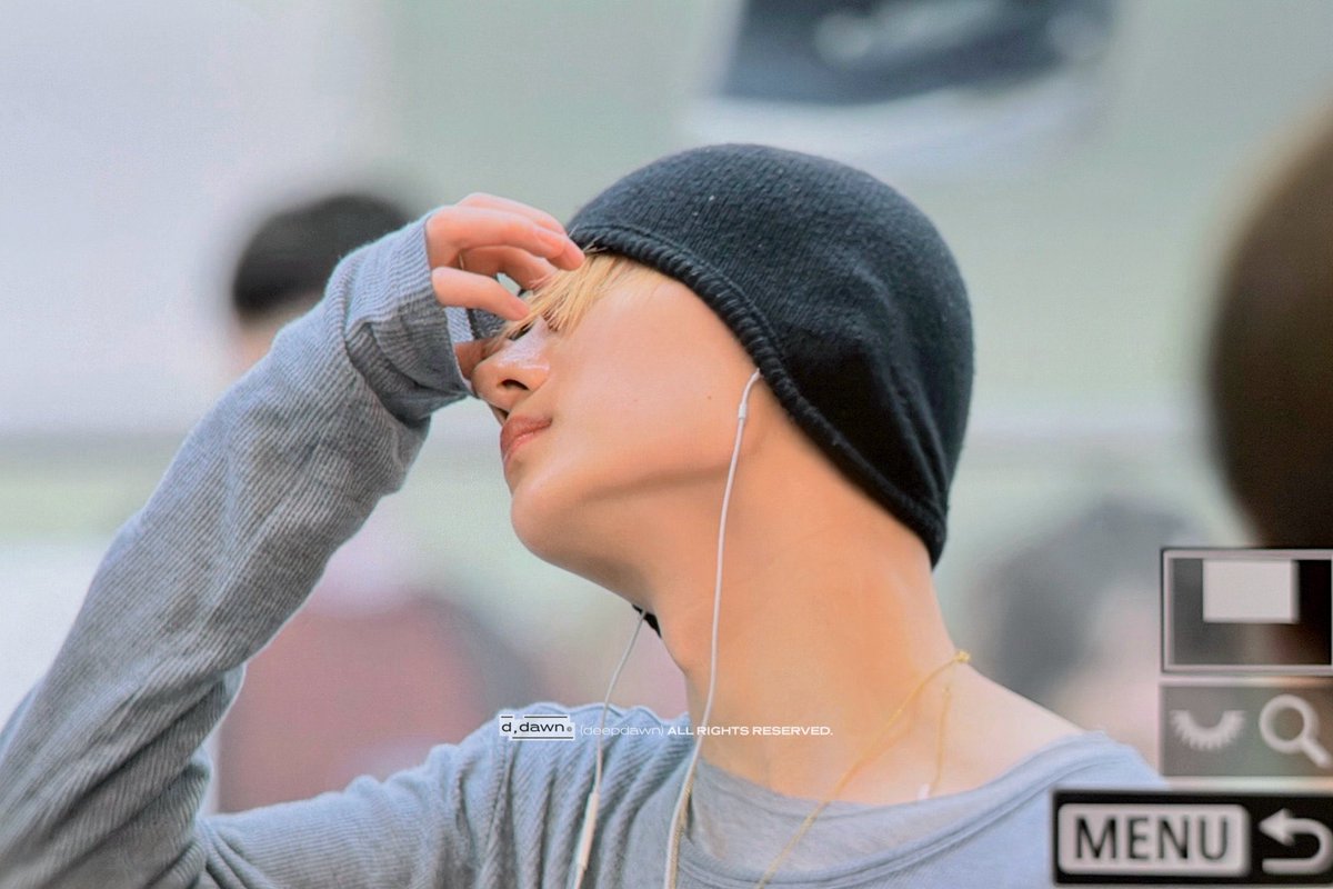 𝒽𝓈 ♥︎ tweet media