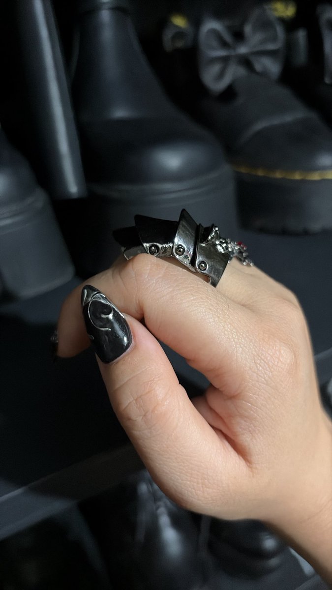 𝖏𝖊𝖘𝖘𝖆 🍎🐦‍⬛ tweet media