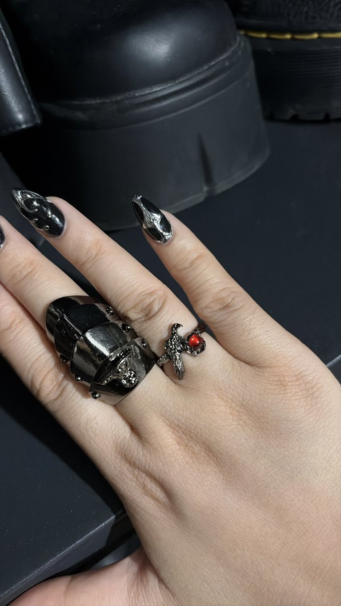 𝖏𝖊𝖘𝖘𝖆 🍎🐦‍⬛ tweet media