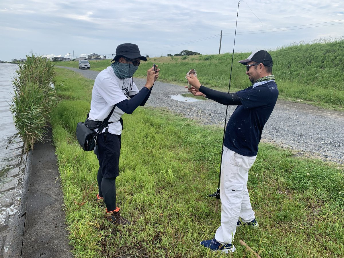 wkwkfishing's tweet image. 本日を持ちまして私わくわくはBTPを卒業致します😭

どうしようもないクズを約5年強も働かせて頂いた社長には感謝しかありません！

BTPで働いている間に関わってくれた皆様本当にありがとうございました！！

#BTP
#爆釣塗装団
#お見積もり無料