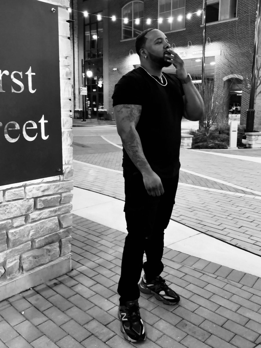 Wes tweet media