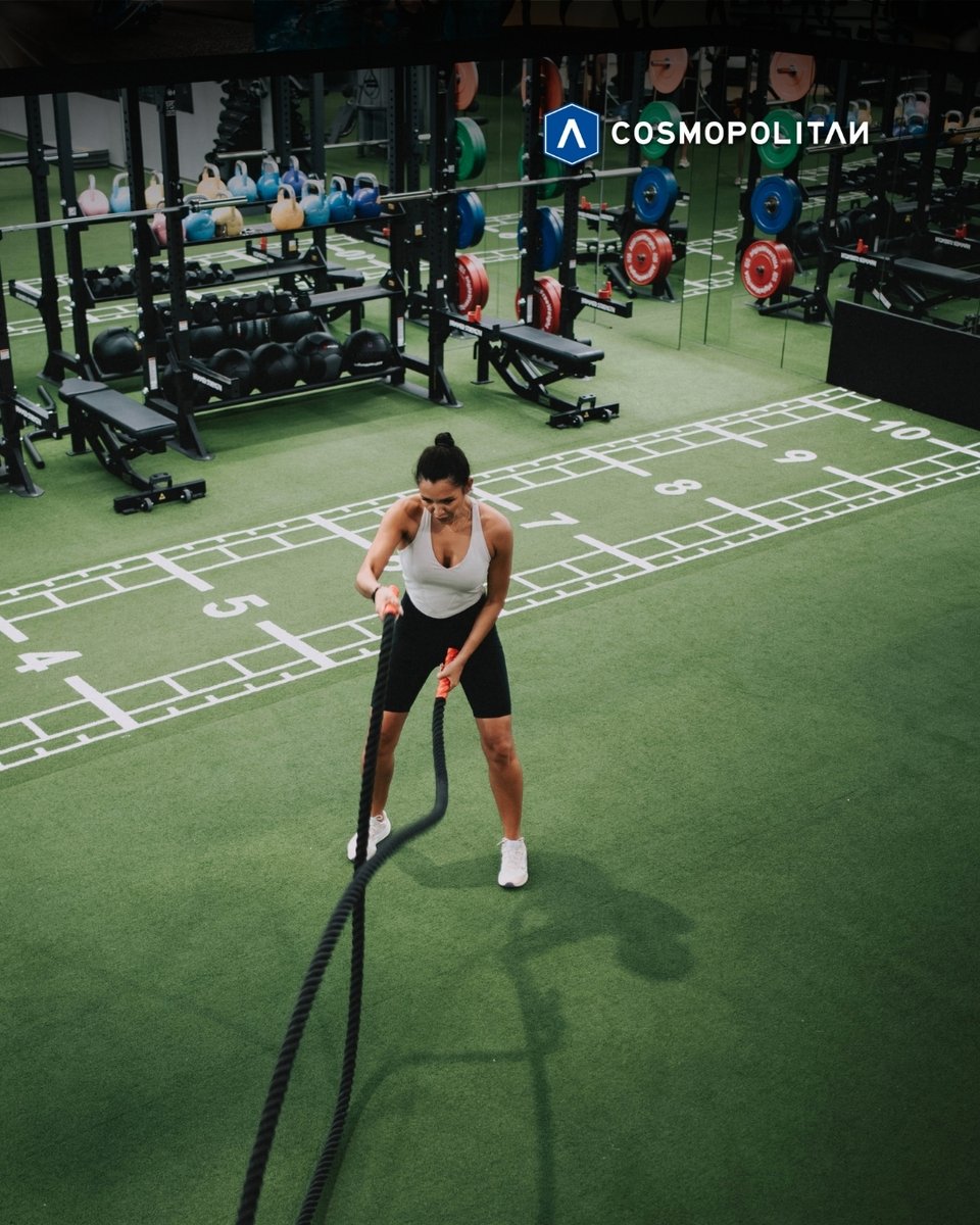 cosmo_alicante's tweet image. Potencia tu rendimiento en #cosmoalicante con máquinas de última generación y espacios de entrenamiento funcional diseñados para llevar tu salud física y mental al siguiente nivel. ¡Somos tu club!💪
#centrodeportivo #cardio #funcional