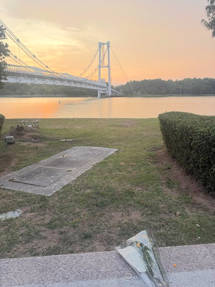 🇲🇾 tweet media