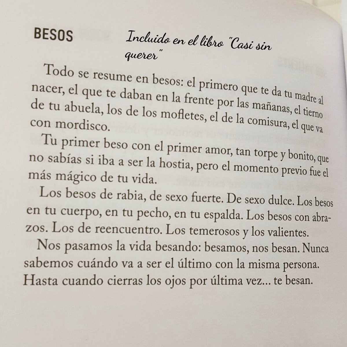 esthervic's tweet photo. Todo se resume en besos. Esos besos que dejan huella, que pase el tiempo que pase, recuerdas. La sensación de ese beso que no olvidas. Los besos que hacen temblar todo el cuerpo. 
Nunca dejes para mañana los besos que puedas dar hoy.

#DiaInternacionalDelBeso @Defreds https://t.co/XRQw6q5ih7