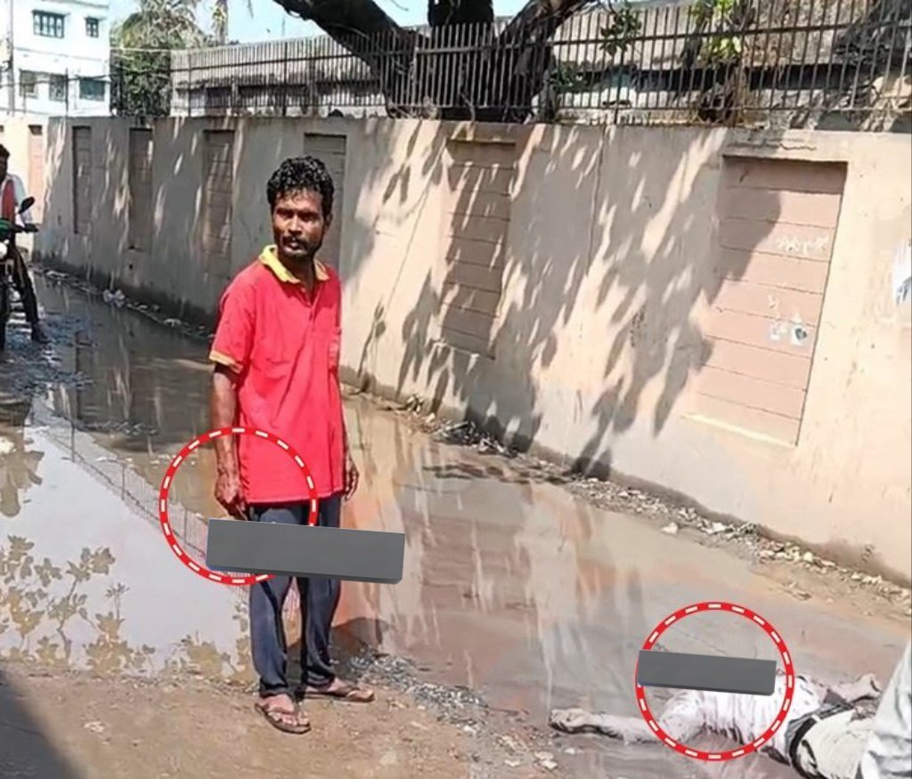 MuslimHuman77's tweet photo. Reminder: ⚡
This is Not Propaganda story

This is real story.

Just a few days ago in Bihar, Ravi Chauhan attacked Navi Hasan in the middle of the road over a minor argument. He first assaulted him with a sharp weapon, and when Navi fell injured, he slit his throat and allegedly started shouting “JSR” slogans.

There was no media coverage, no trends on Twitter, and no accusations of links to any organization.

Now imagine if the situation were reversed,if the killer were Nabi instead of Ravi. The media would be full of debates, Twitter would be trending nonstop, and terms like “k*ll jihad,” ISIS, Syria, Iran, Pakistan connections would be thrown around, branding Muslims across the world as terrorists.

It feels like just having a Muslim name is enough for even a minor dispute to be turned into the biggest scandal by Indian media and local politicians.

Unfortunate.💔