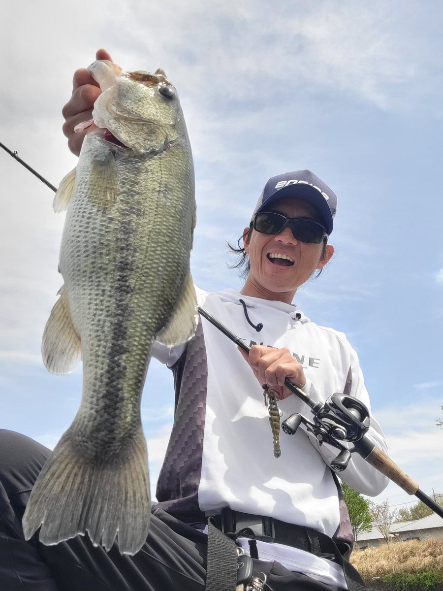 E06201127's tweet image. 今日はバイトシーンがたくさん見れました😆
デロフラ4の発売は5月です☀️
#上野沼
#engine 
#デロフラ