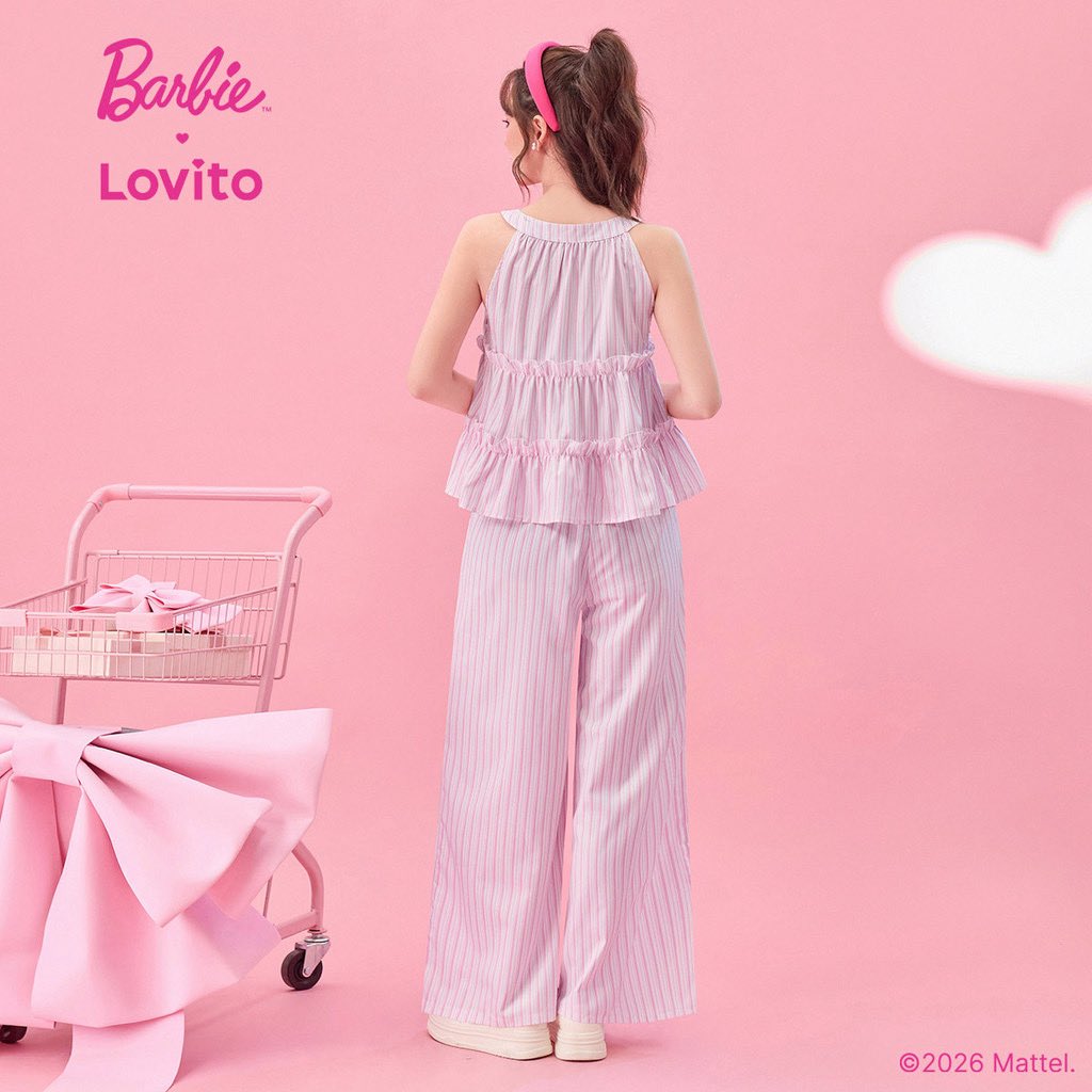 LokPi54842's tweet image. Barbie x Lovito 💗✨
เซ็ตชมพูสุดคิ้วท์ หวานละมุนเหมือนตุ๊กตา
ดีเทลระบาย + ผ้าพริ้ว ใส่แล้วสดใส น่ารัก x100💕

🛒 s.shopee.co.th/8V4xnLDpZp

#barbie #lovito #loveformonster #สินค้านำเข้า #เสื้อผ้านำเข้า #ชุดเวียดนาม #ลุคคุณหนู #เที่ยวคาเฟ่ #OOTD #outfit #saisabai #ส่งฟรี #พร้อมส่ง