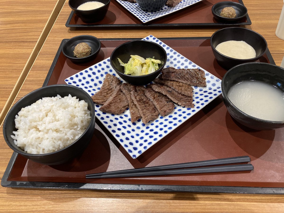 ろろ・そぜ tweet media