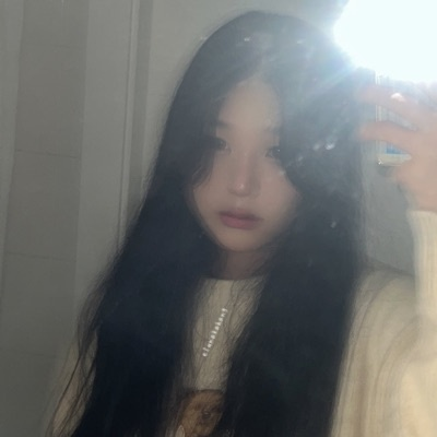 友紀奈 tweet media