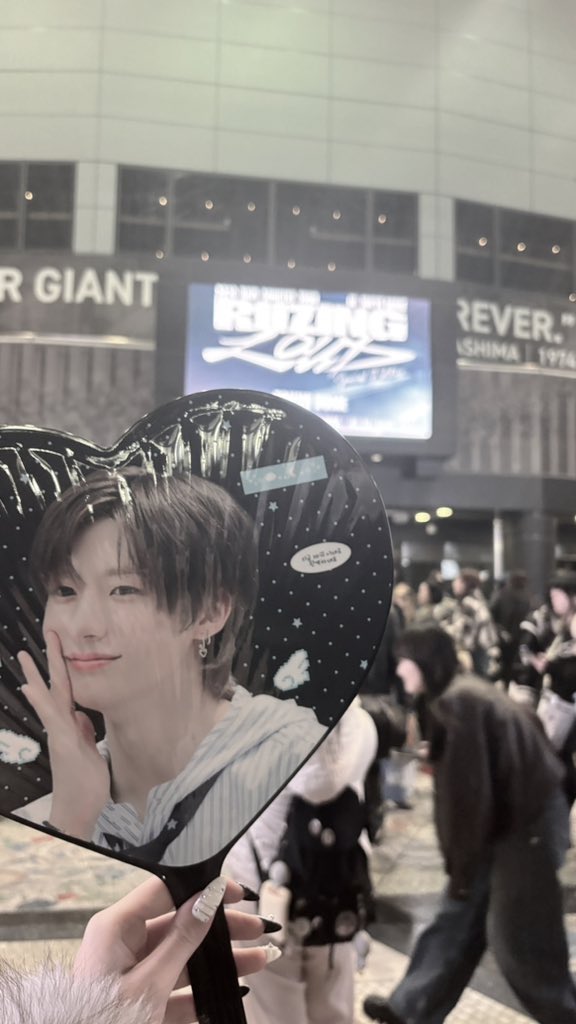 ここな tweet media