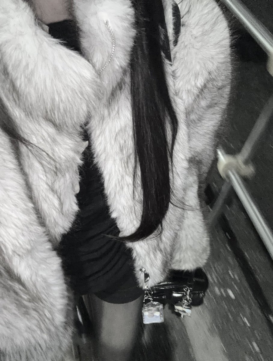 ここな tweet media