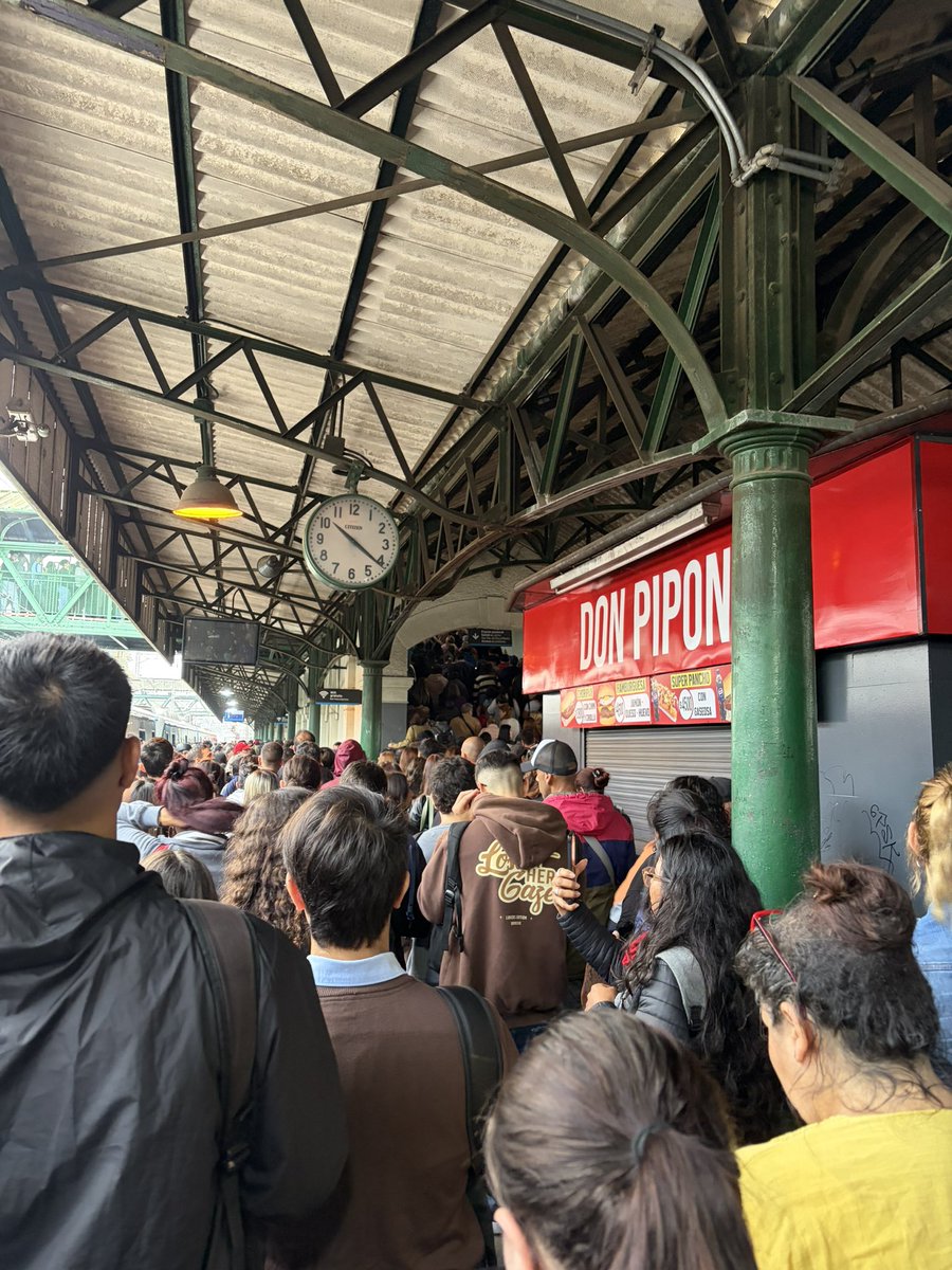 Hernán Chinaski tweet media