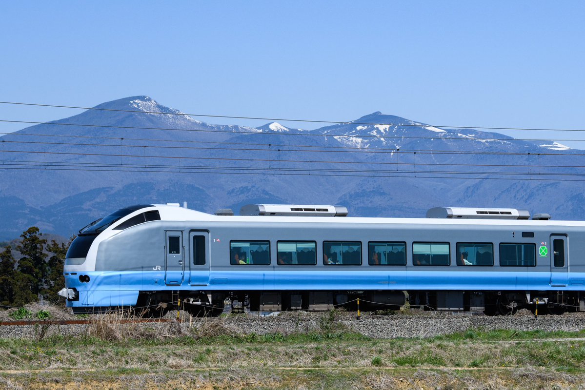 まっと tweet media