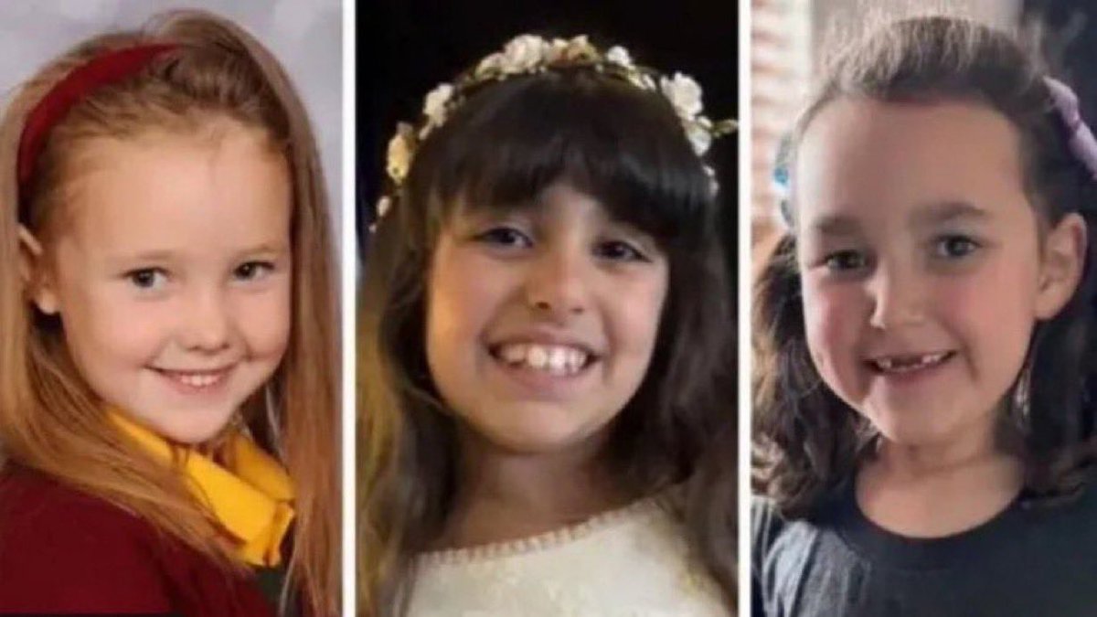 Lee Patriot Hood tweet media