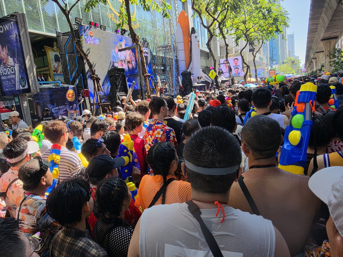 เรื่อยเปื่อย tweet media