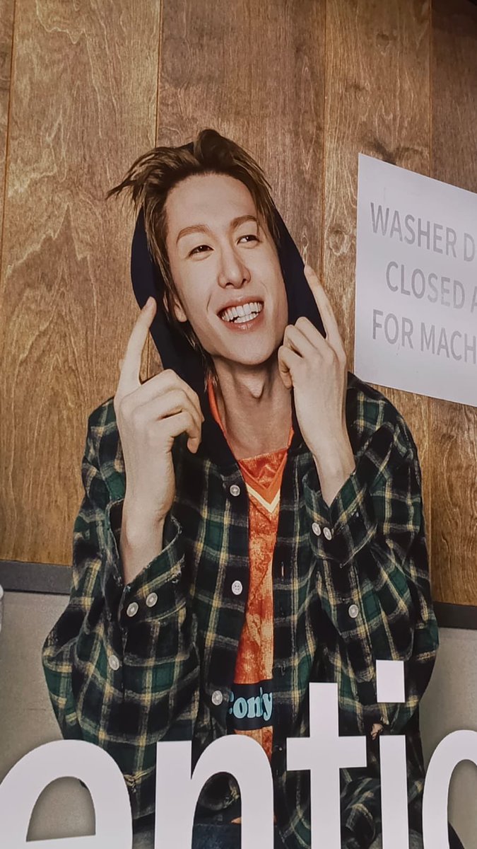 MartinEdwardsID's tweet image. #MARNEWS📰 VANS X CORTIS at Grand Indonesia

Coers, kolaborasi brand VANS dengan Cortis sudah available di Mall Grand Indonesia Jangan lupa mampir yaa! 

#마틴 #MARTIN #CORTIS #코르티스