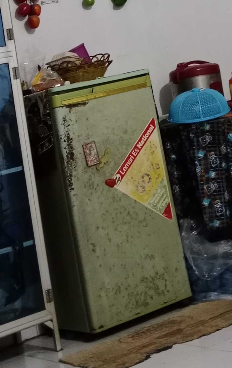 afifah 🔻 tweet media