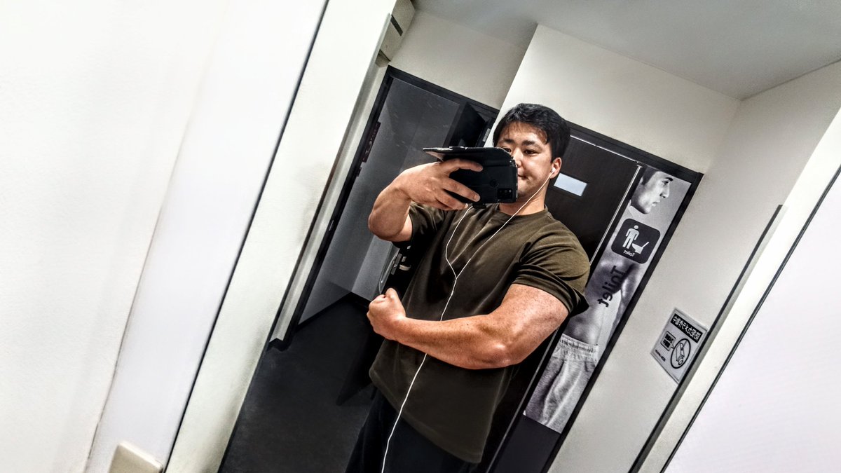 よっ🟨🟦@中途半端な筋トレ日記 tweet media