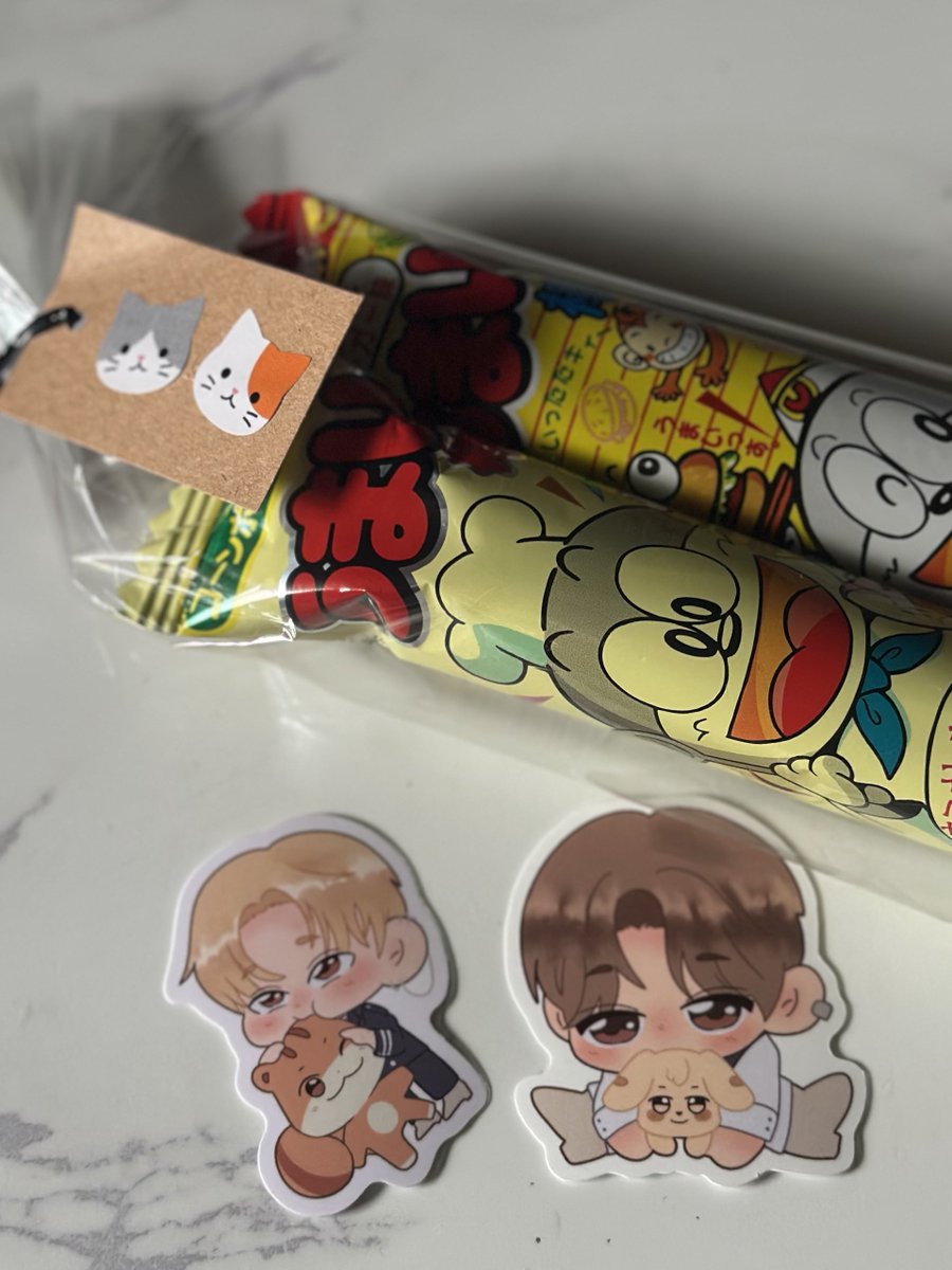 あと会場内でおとくんが知らないATINYから声かけられてて、お菓子とステッカーもらってた😆知らない人と交流しちゃうのもなんかすっごいATINYっぽいなって思ったよ。優しい人多いもんね
(その節はありがとうございました。母より)