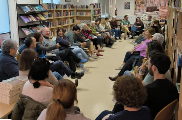 Servei Biblioteques tweet media
