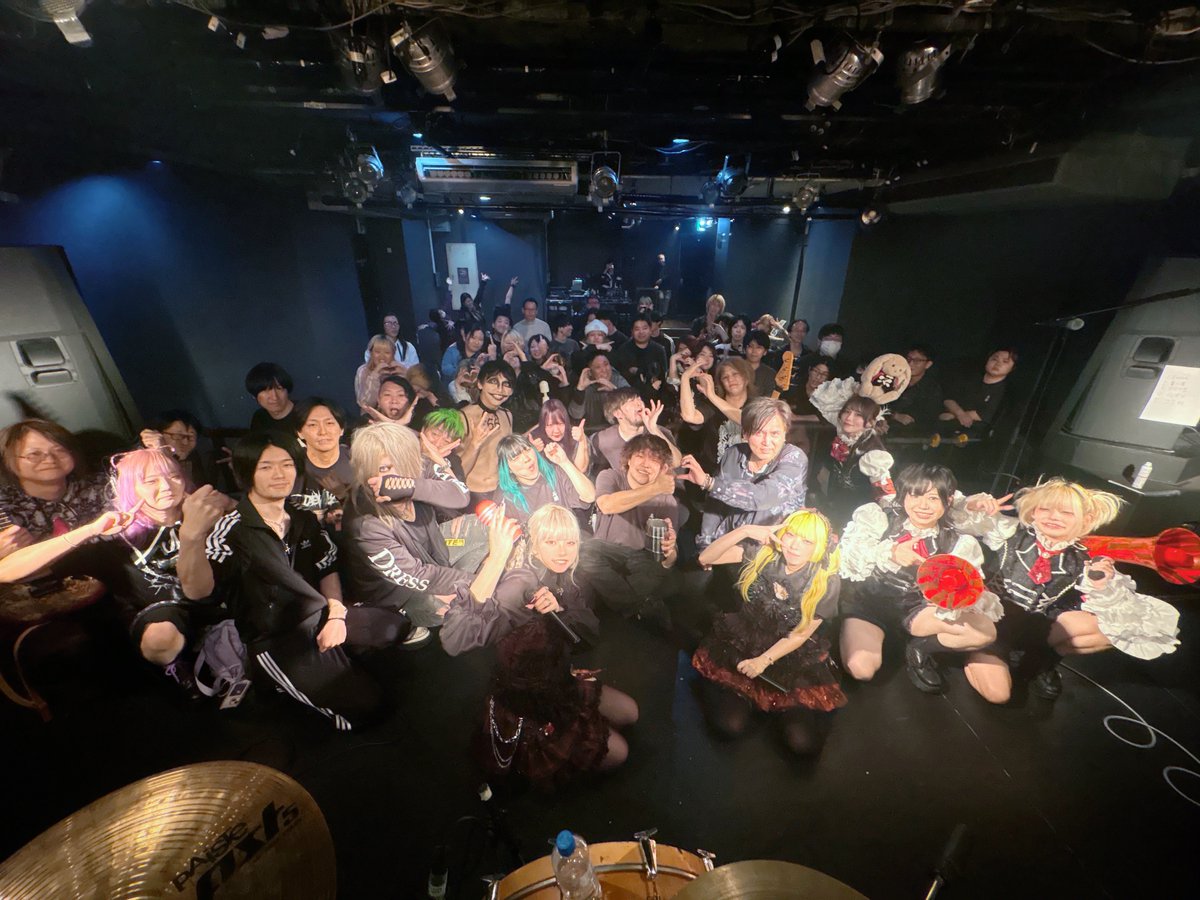 2026.0412
第1回 シエスタフェス

完     遂   ☆