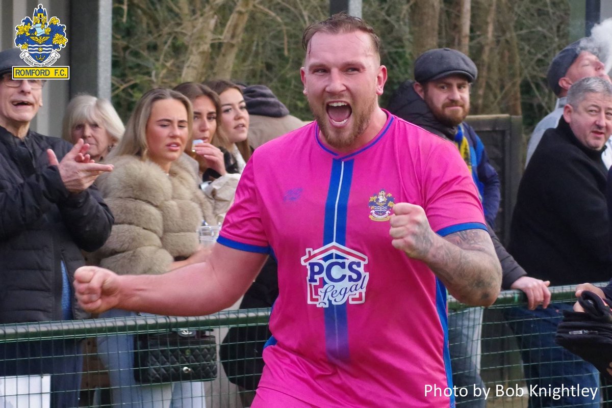 Romford FC tweet media