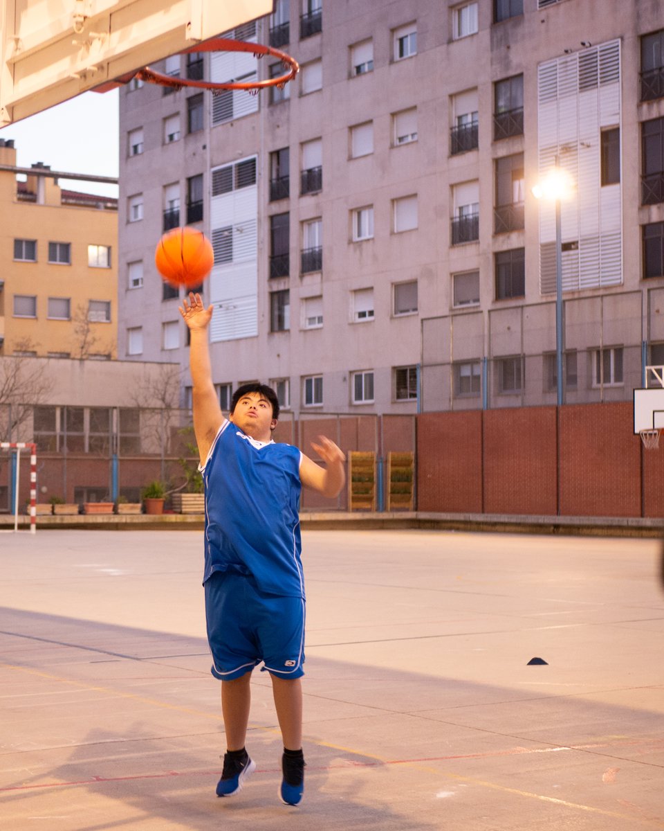 Andi Down Sabadell tweet media