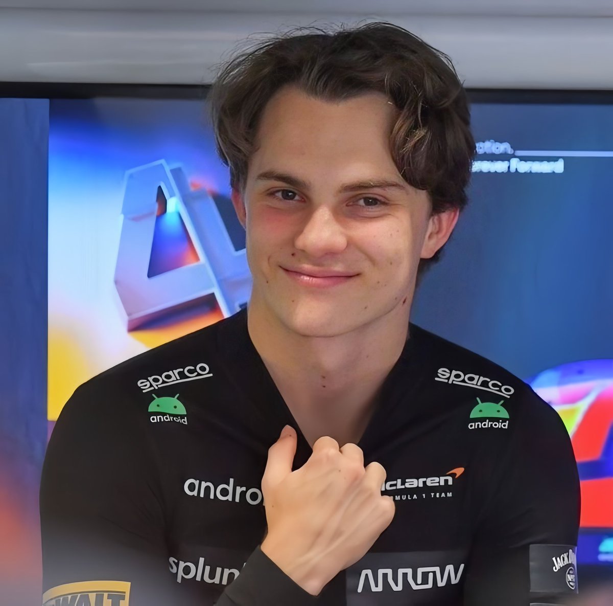 ₛₕₐ🏎️🙂‍↔️ tweet media