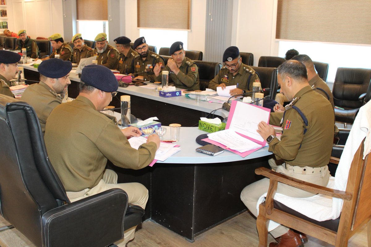 Anantnag Police( اننت ناگ پولیس) tweet media