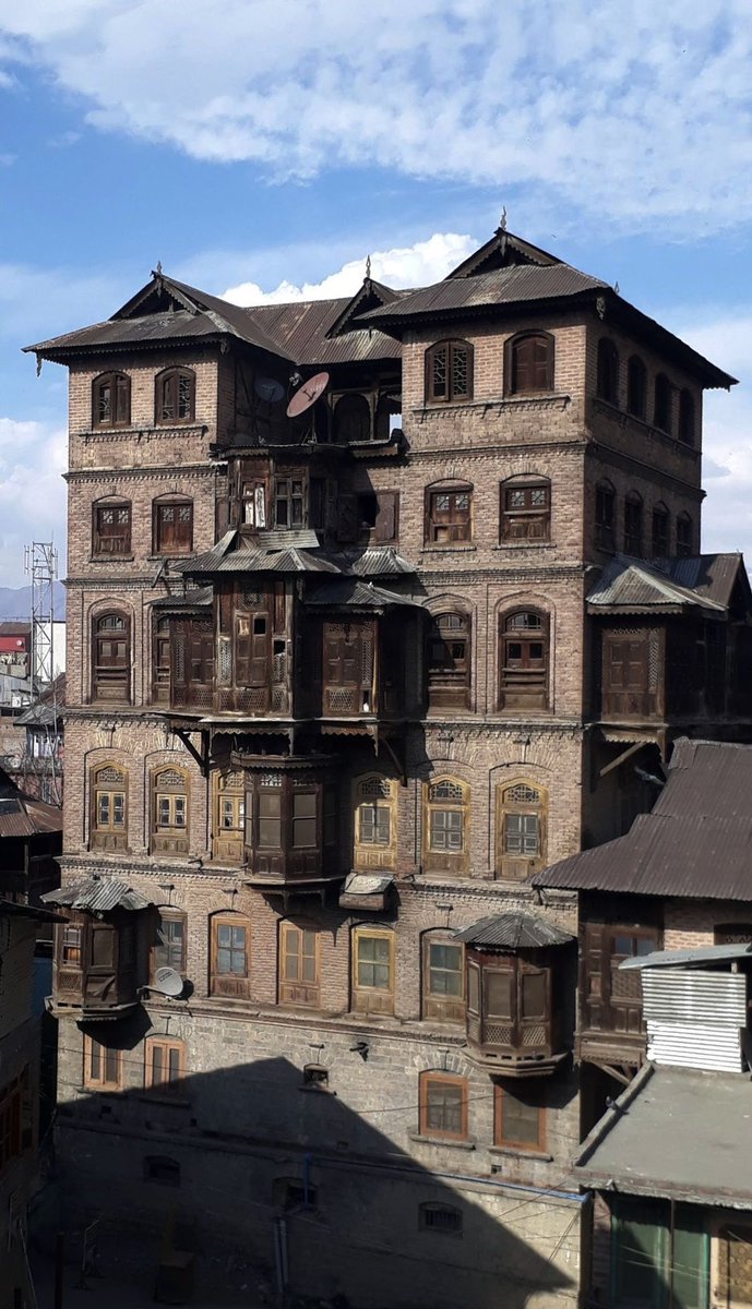 tweets by urru 🫧 tweet media