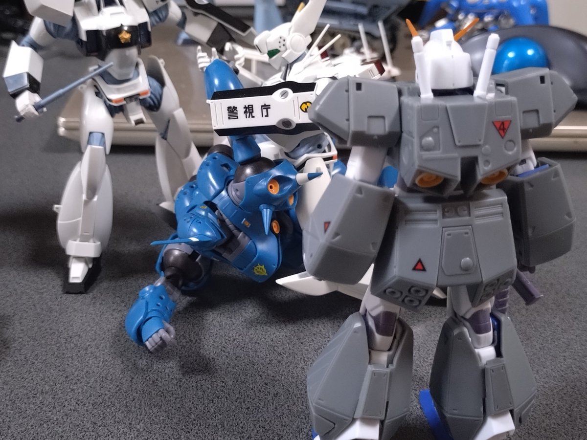 こんな「００８０」は嫌だ。
リボーコロニーに、「日本一身軽なおまわりさんがいた」。
「ダメだっておじさん！　お酒飲んでモビルスーツ乗ったら！」