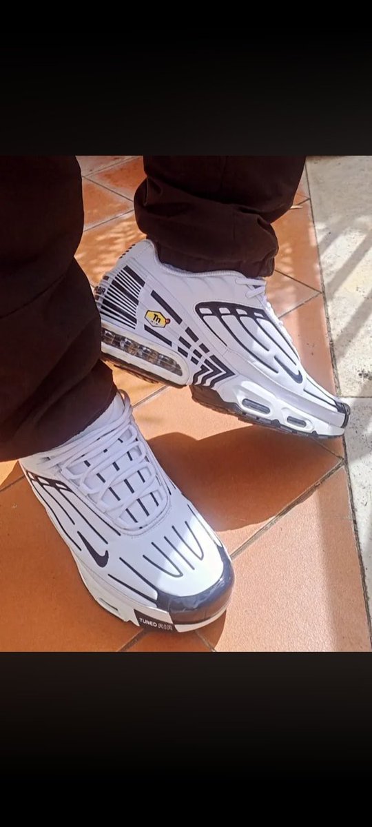 NikeTike tweet media