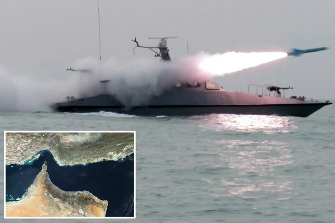 Larak Strait Reports that hundreds of Iran's fast boats and UUVs (Unmanned ...