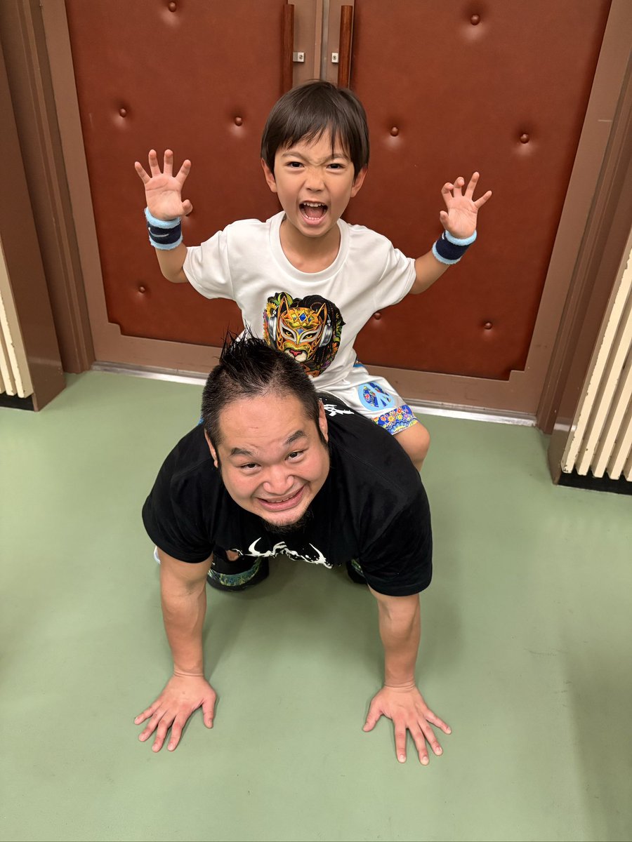 akira4112020's tweet image. グリーンベアーズ🧸💚💚
急なお願いを聞いてくれる
優しいお二人🫶🏽🥹
#PANDORA
#紫焔
#グリーンベアーズ