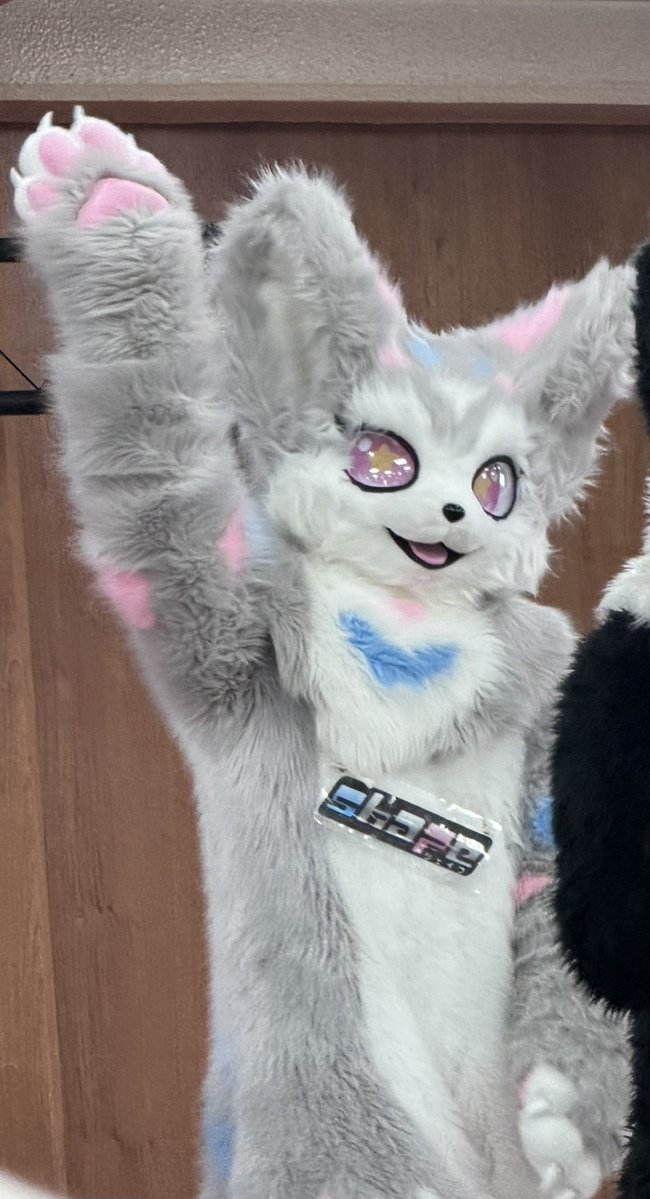 すかい tweet media