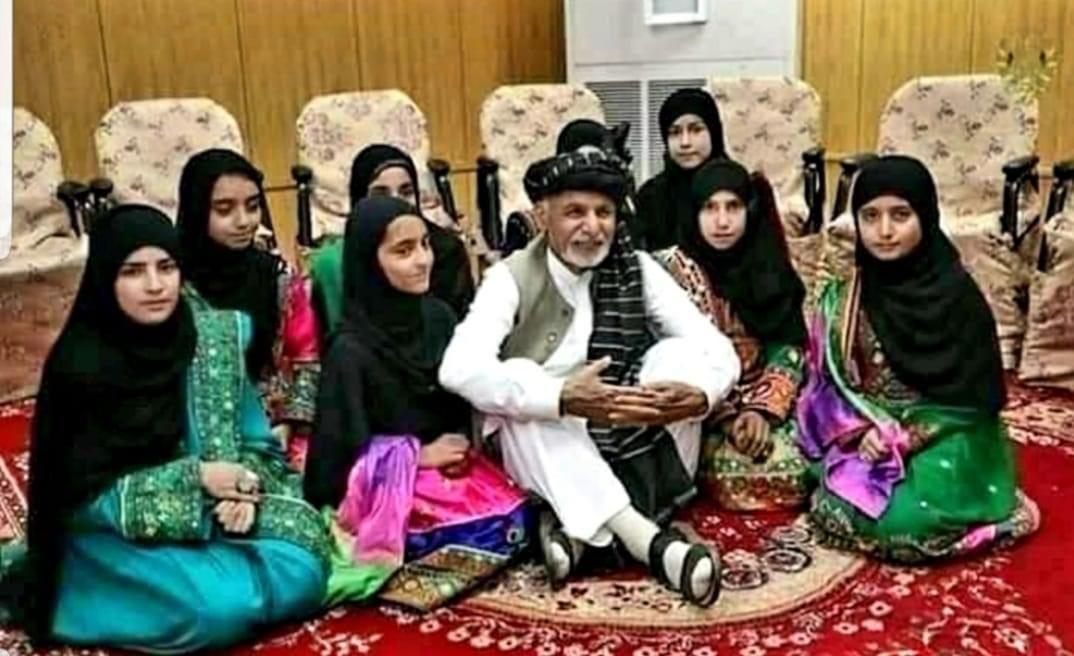 پیر صاحب tweet media