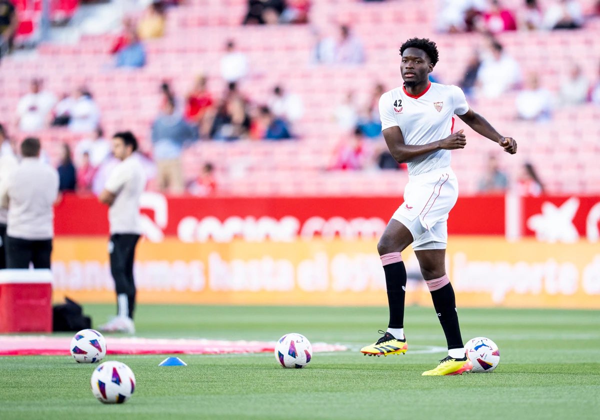 United & Everything Football tweet media