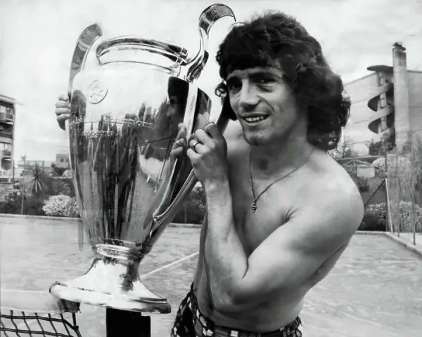 LFCHistoryShow's tweet image. Kevin  Keegan and that famous black eye in Rome 1977. Remember all the rumours going around about how he got it?? #kevinkeegan #Liverpool #YNWA #LFC #billshankly