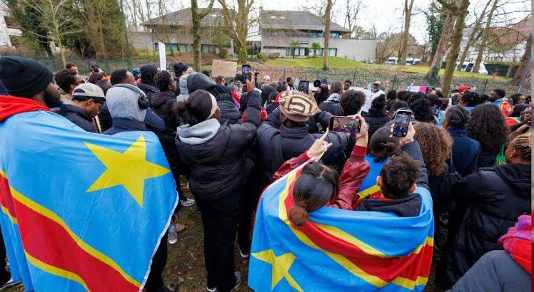 wembi_steve's tweet image. #RDC- #Belgium 🇧🇪 Alors qu’environ 1.250 Congolais ont déposé une demande d’asile en 2023, ce nombre est passé à près de 2.500 en 2025 (2.422 selon les chiffres du CGRA, le Commissariat général aux réfugiés et aux apatrides, NDLR), relève le cabinet de la ministre par voie de